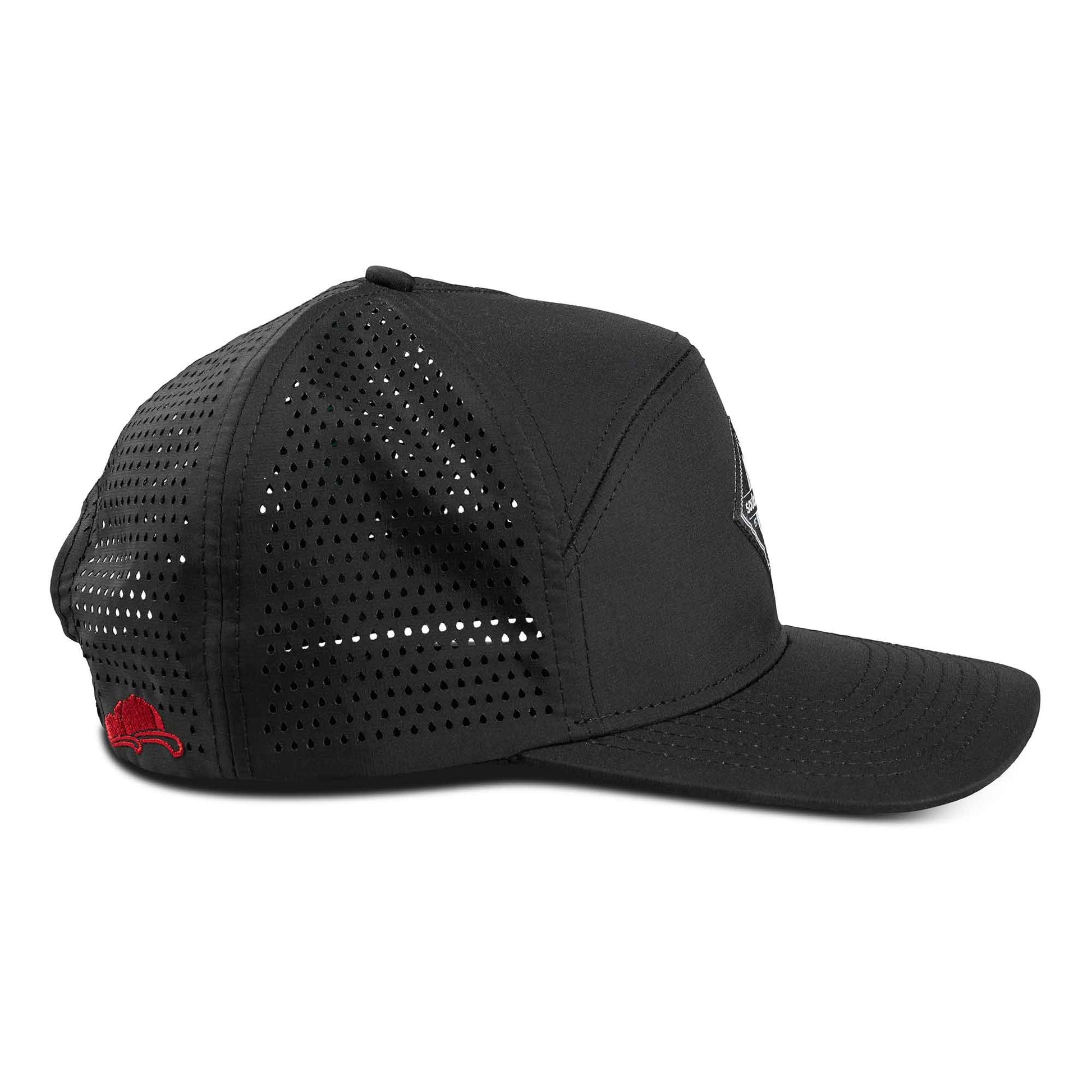 Performance Cap in Black Red Seite