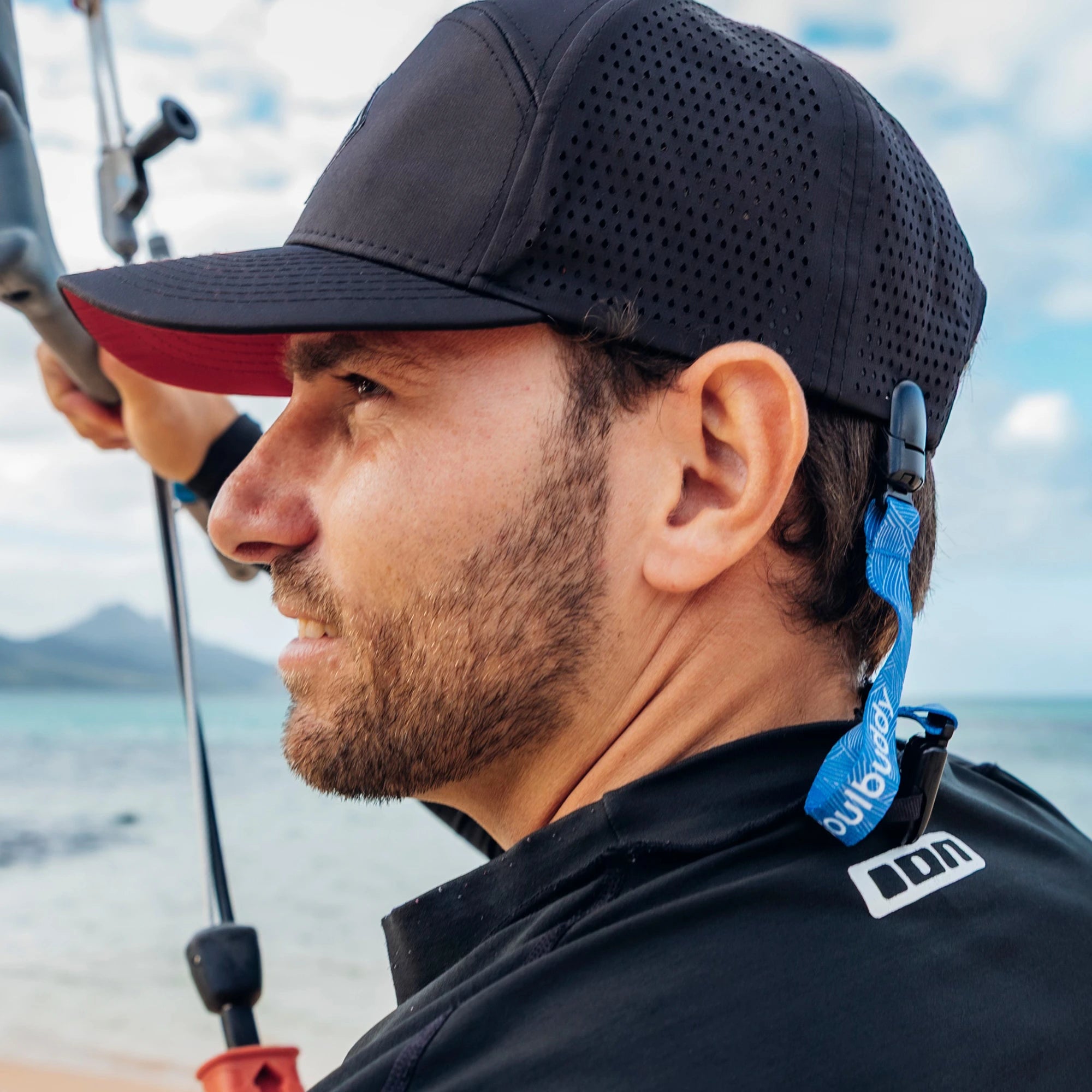 Cap Clip blau an Kitesurfer