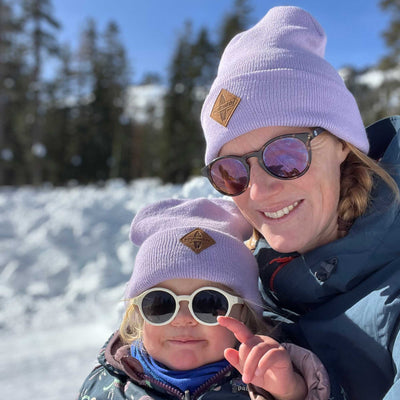 Soulbuddy Kinder Beanie Mütze in Lavendel – getragen