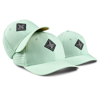 Soulbuddy Familien Partnerlook Sports Caps 3er-Set in Light Mint – Erwachsenen-Cap und zwei Kinder-Caps von vorne